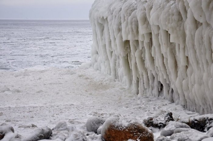 Замерзшее Черное море