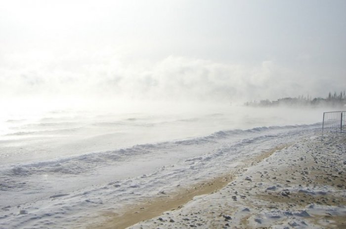 Замерзшее Черное море