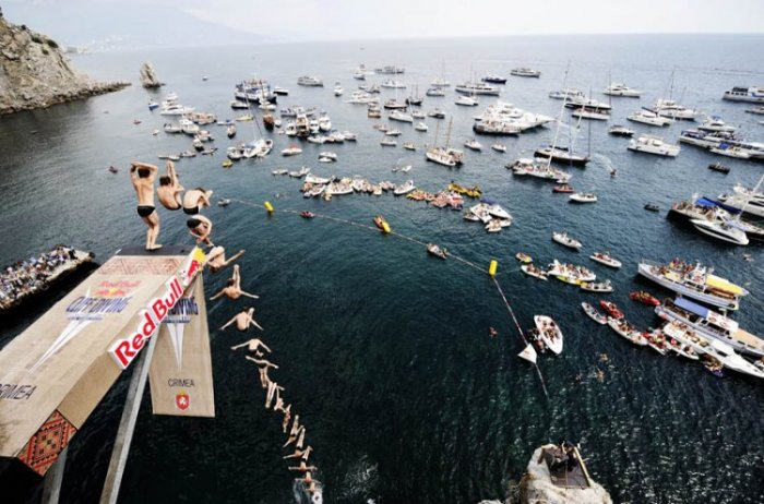 Лучшие фото с Red Bull Cliff Diving