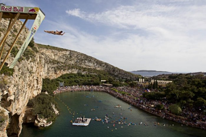Лучшие фото с Red Bull Cliff Diving