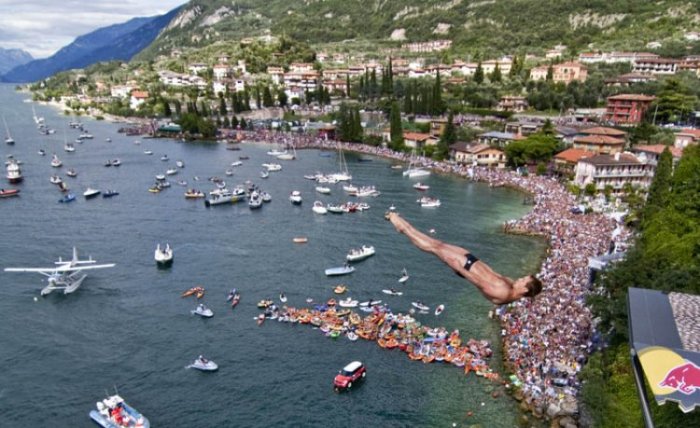 Лучшие фото с Red Bull Cliff Diving