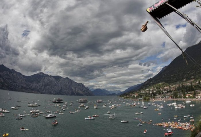 Лучшие фото с Red Bull Cliff Diving