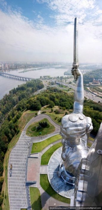 Фотографии руфера Вадима Махорова – выше только звезды